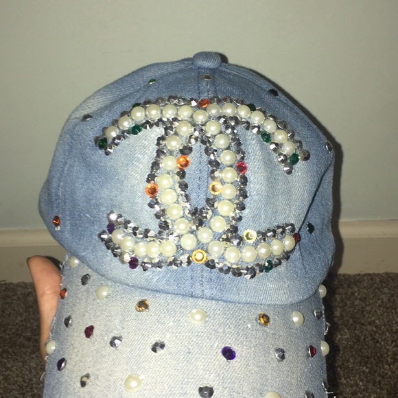 ☀️•BEDAZZLED BASEBALL CAP•☀️ - Picture 2 of 4